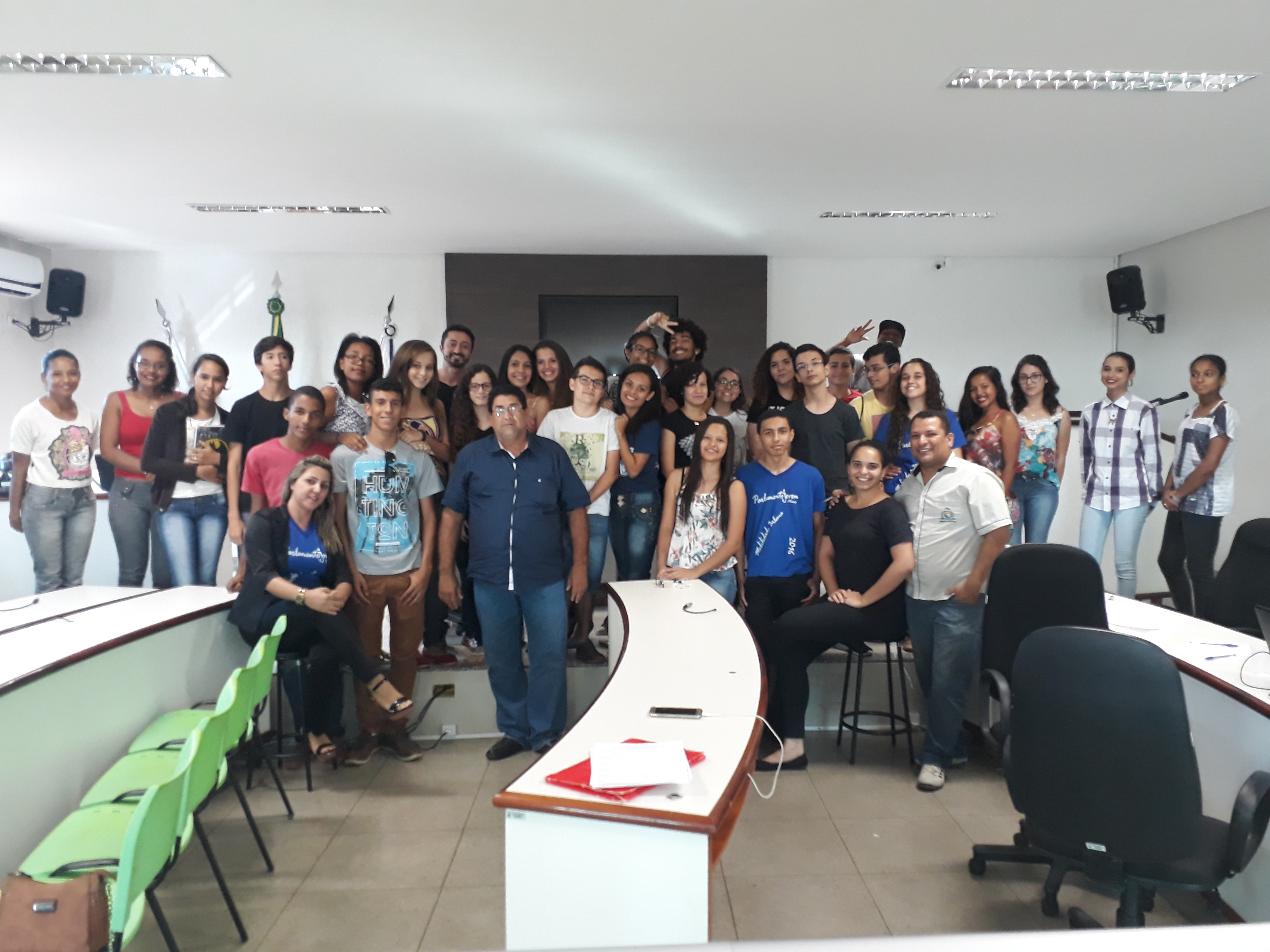 Alunos do Parlamento Jovem começam a confeccionar Propostas para Plenárias Municipais