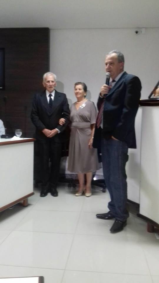 Ex-Vereador Ronaldo Simões é homenageado na Câmara Municipal