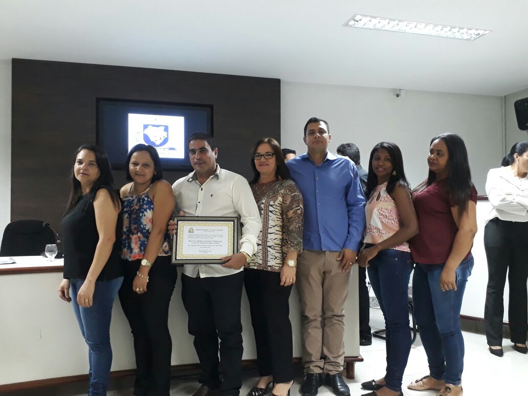 Médico cubano recebe Titulo de Cidadão Honorário Pinheirense