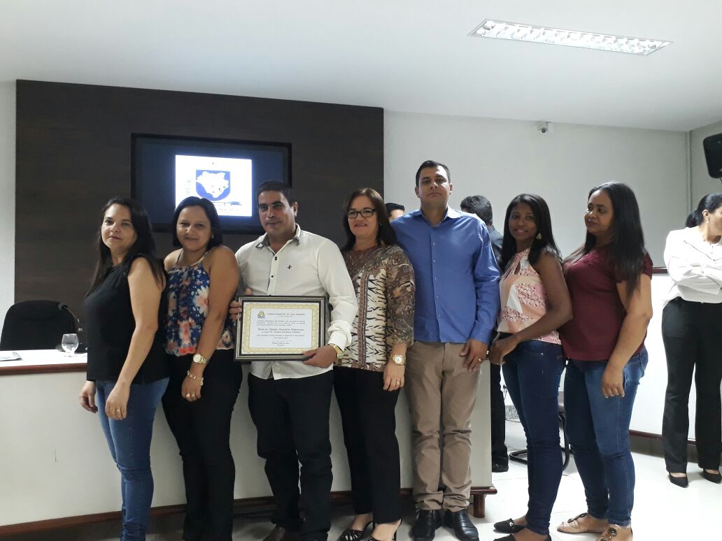 Médico cubano recebe Titulo de Cidadão Honorário Pinheirense
