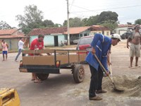 Obras de meio-fio são iniciadas na Av. José Basílio em Cana Brava