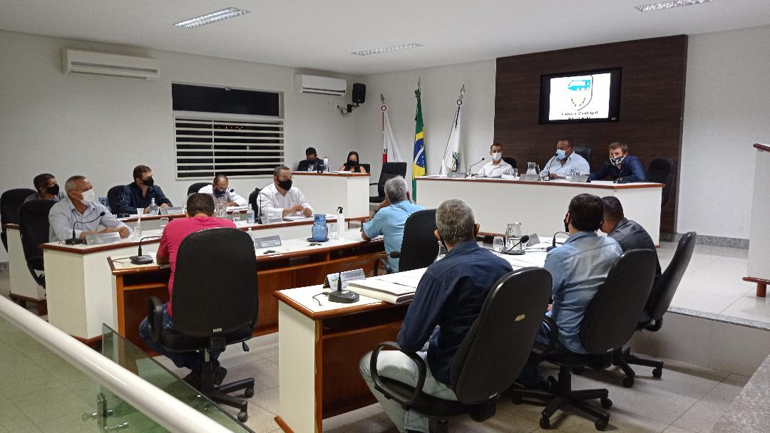 Resumo da 13º Reunião Ordinária da Câmara Municipal de João Pinheiro- Legislatura 2021-2024 realizada no dia 19 de abril de 2021 às 18:00 horas