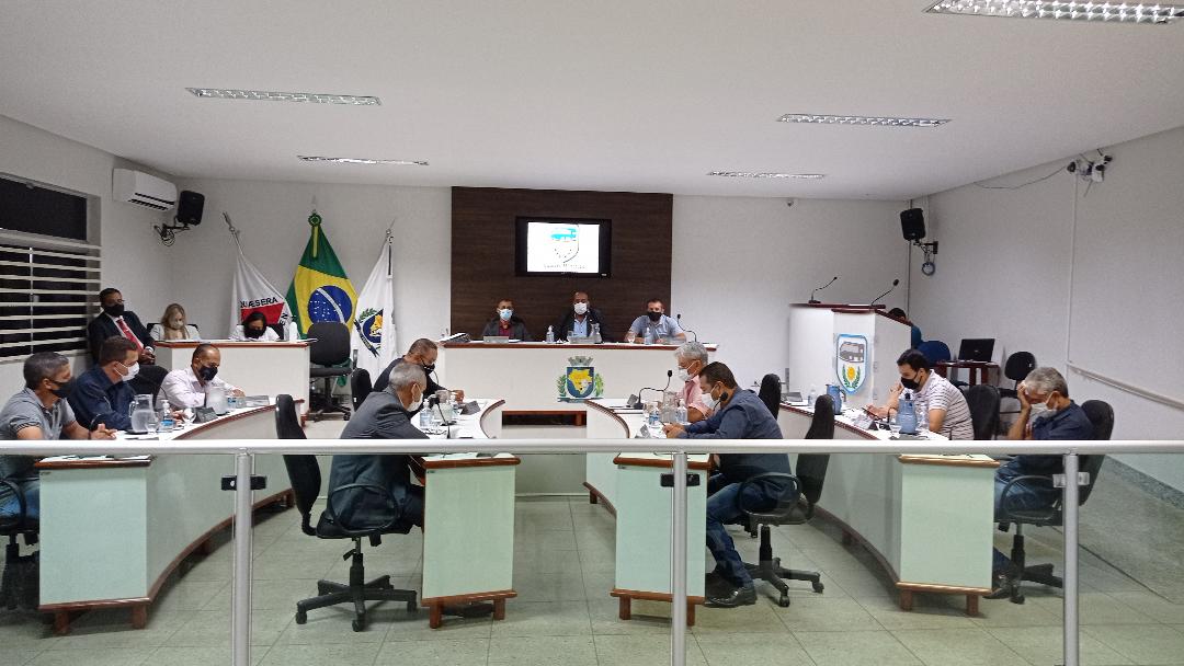 Resumo da 46ª Reunião Ordinária da Câmara Municipal de João Pinheiro – Primeira Sessão Legislativa – Legislatura 2021/2024 realizada no dia 20 de dezembro de 2021 às 18:00 horas.